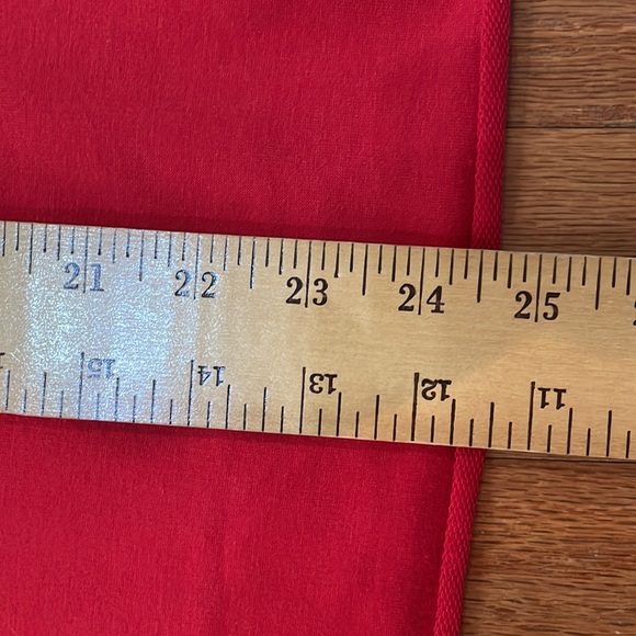 Women’s Size XL Lightweight long sleeve top Dutton Yellowstone Ranch Red Black - Picture 10 of 14